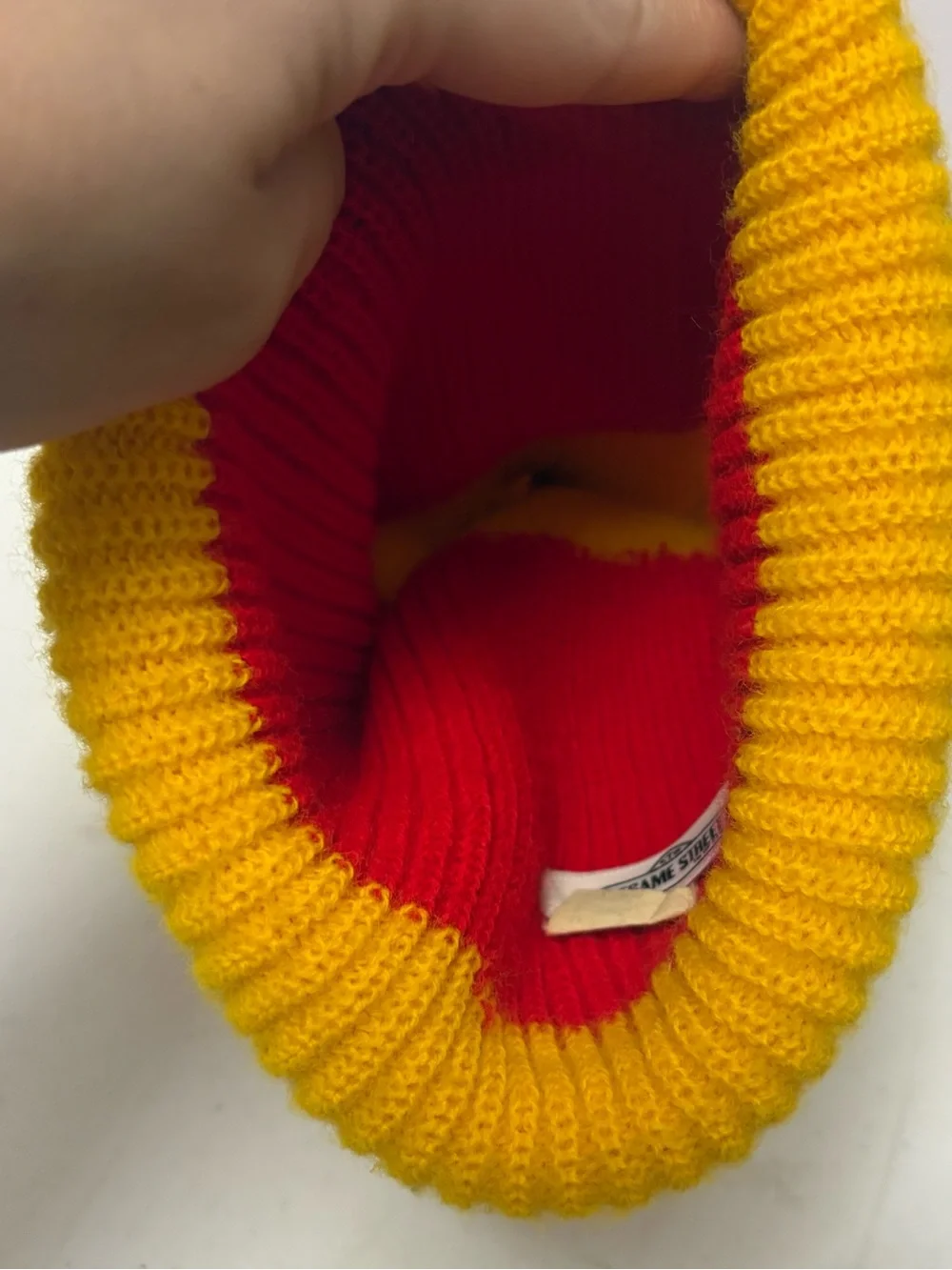 VTG Sesame Street Big Bird Kids Size Beanie Cap Muppet Winter Knit Hat
